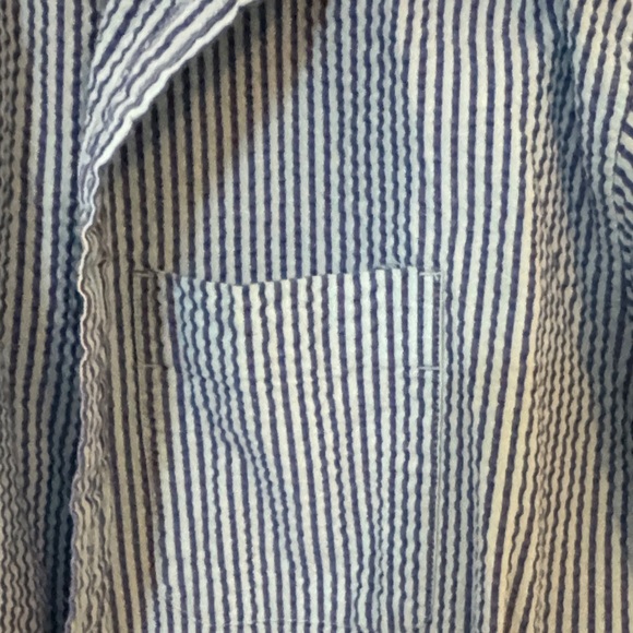 Van Heusen Men's Blue and White Striped Shirt - Picture 6 of 7